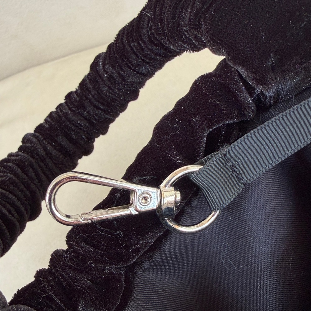 House of Harlow Black Velvet Evening Bag - Picture 6 of 10